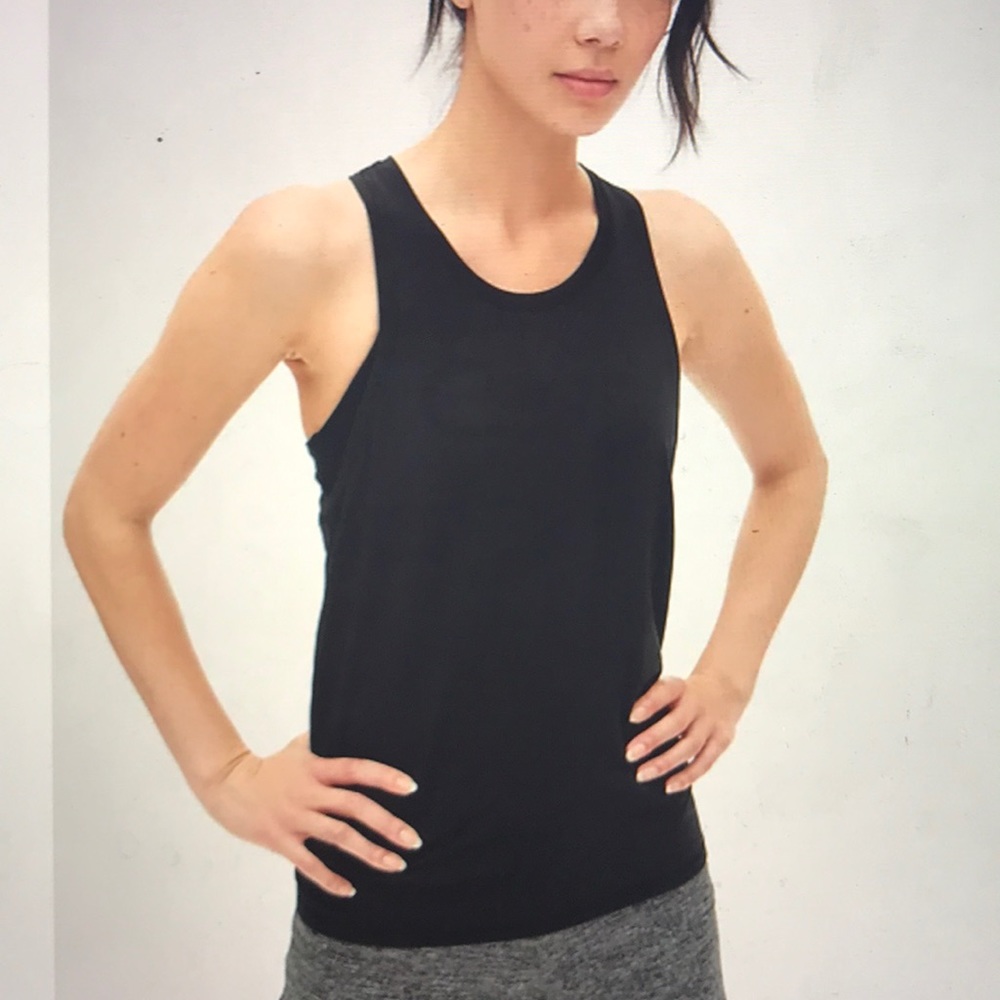 NWT Gapfit Breathe Open-Back Tank